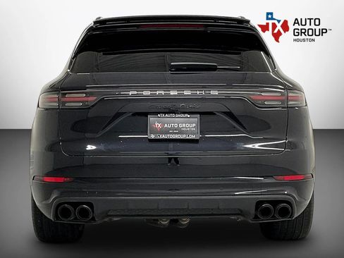 Used 2019 Porsche Cayenne Turbo AWD/4WD image 7