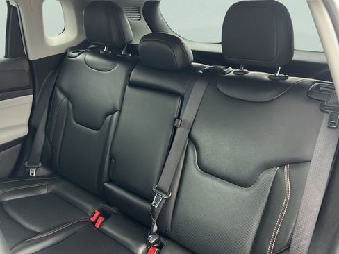 Used 2022 Jeep Compass Limited w/ Sun and Sound Group image 19