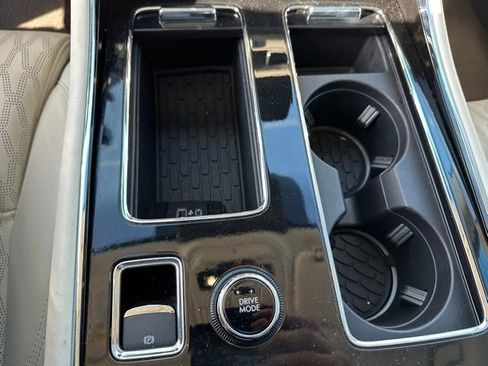 Used 2023 Lincoln Aviator Black Label w/ Jet Package image 24