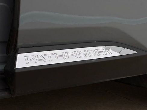 Used 2022 Nissan Pathfinder Platinum w/ Cargo Package image 26