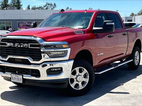 Certified 2026 RAM 2500 Big Horn AWD/4WD image 2