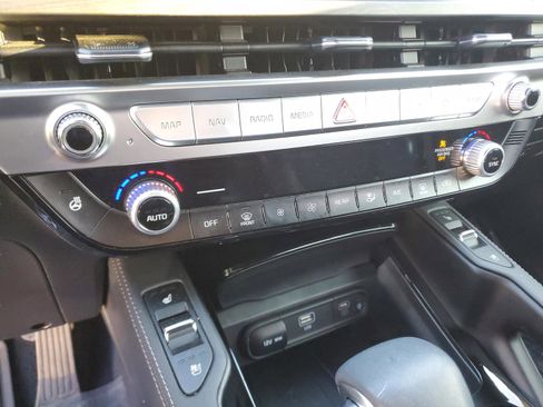 Certified 2025 Kia Telluride EX X-Line image 23