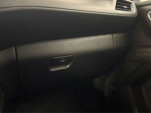 Used 2023 Chevrolet Suburban Z71 AWD/4WD image 29