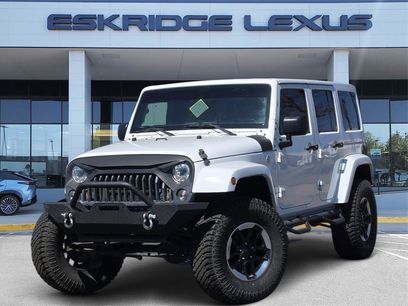 Used 2017 Jeep Wrangler Unlimited Sahara w/ Connectivity Group