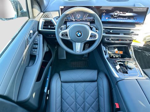 New 2026 BMW X5 sDrive40i w/ M Sport Package image 17