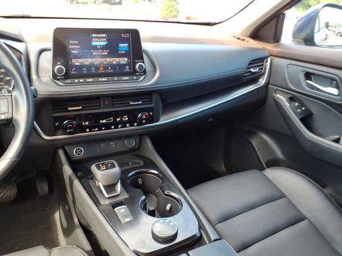 Used 2023 Nissan Rogue SV w/ SV Premium B Package AWD/4WD image 15