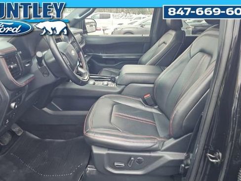 Used 2022 Ford Expedition Limited image 6