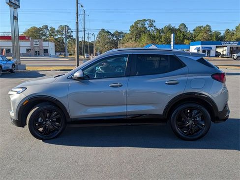 Used 2024 Buick Encore GX Sport Touring w/ Comfort Package image 10