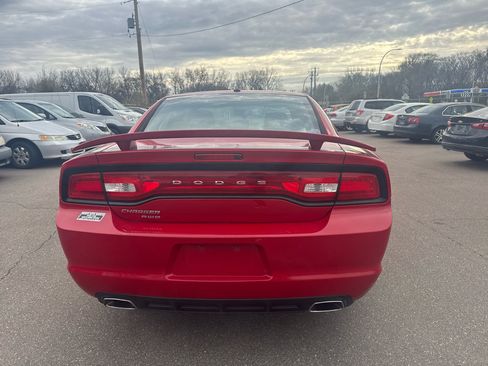 Used 2012 Dodge Charger SXT image 6