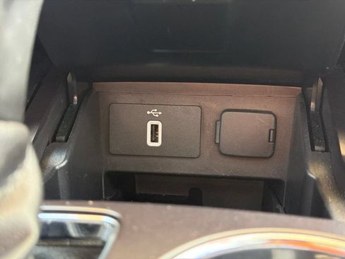 Used 2018 Ford Explorer Platinum AWD/4WD image 42