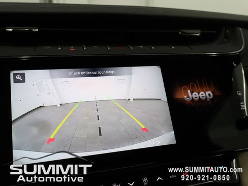 New 2026 Jeep Grand Cherokee Limited w/ Limited Altitude Package AWD/4WD image 17