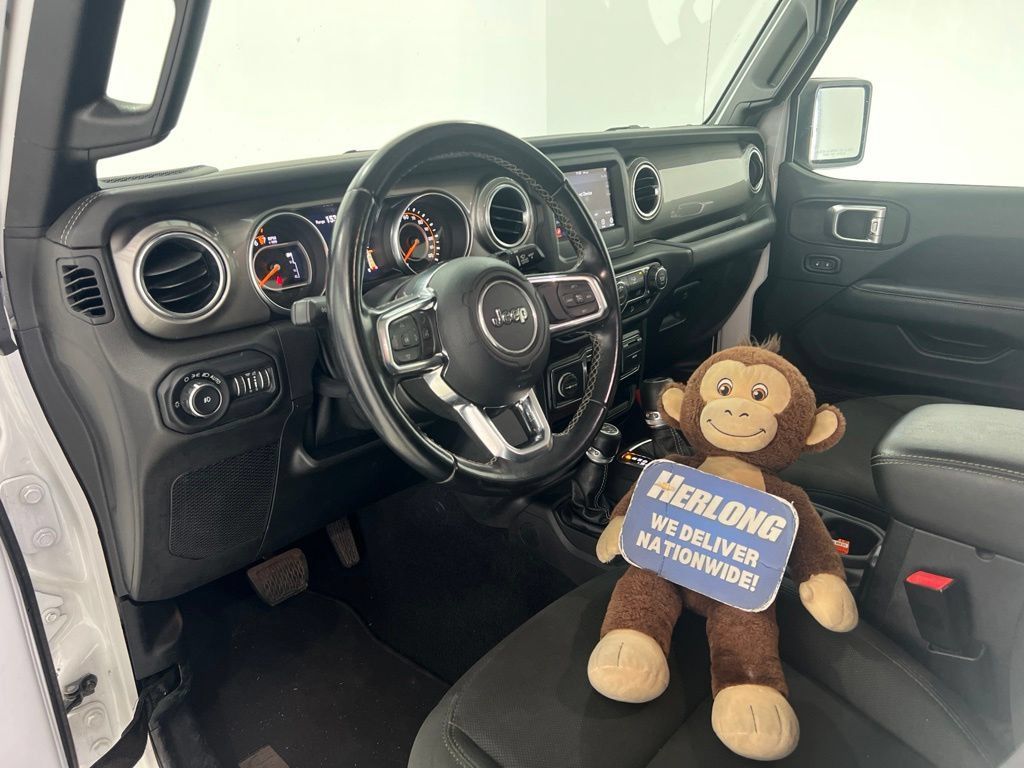 Used 2020 Jeep Wrangler Unlimited Sahara AWD/4WD image 10