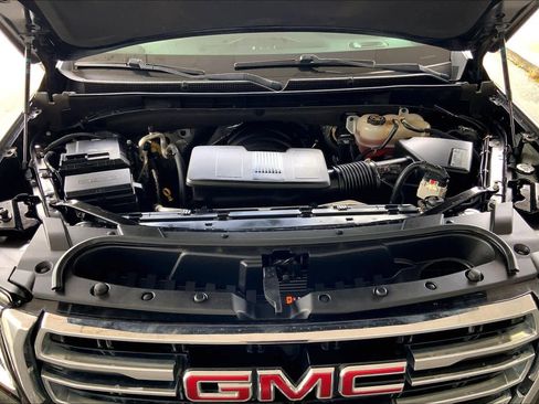 Used 2021 GMC Yukon SLT w/ SLT Luxury Plus Package RWD image 32