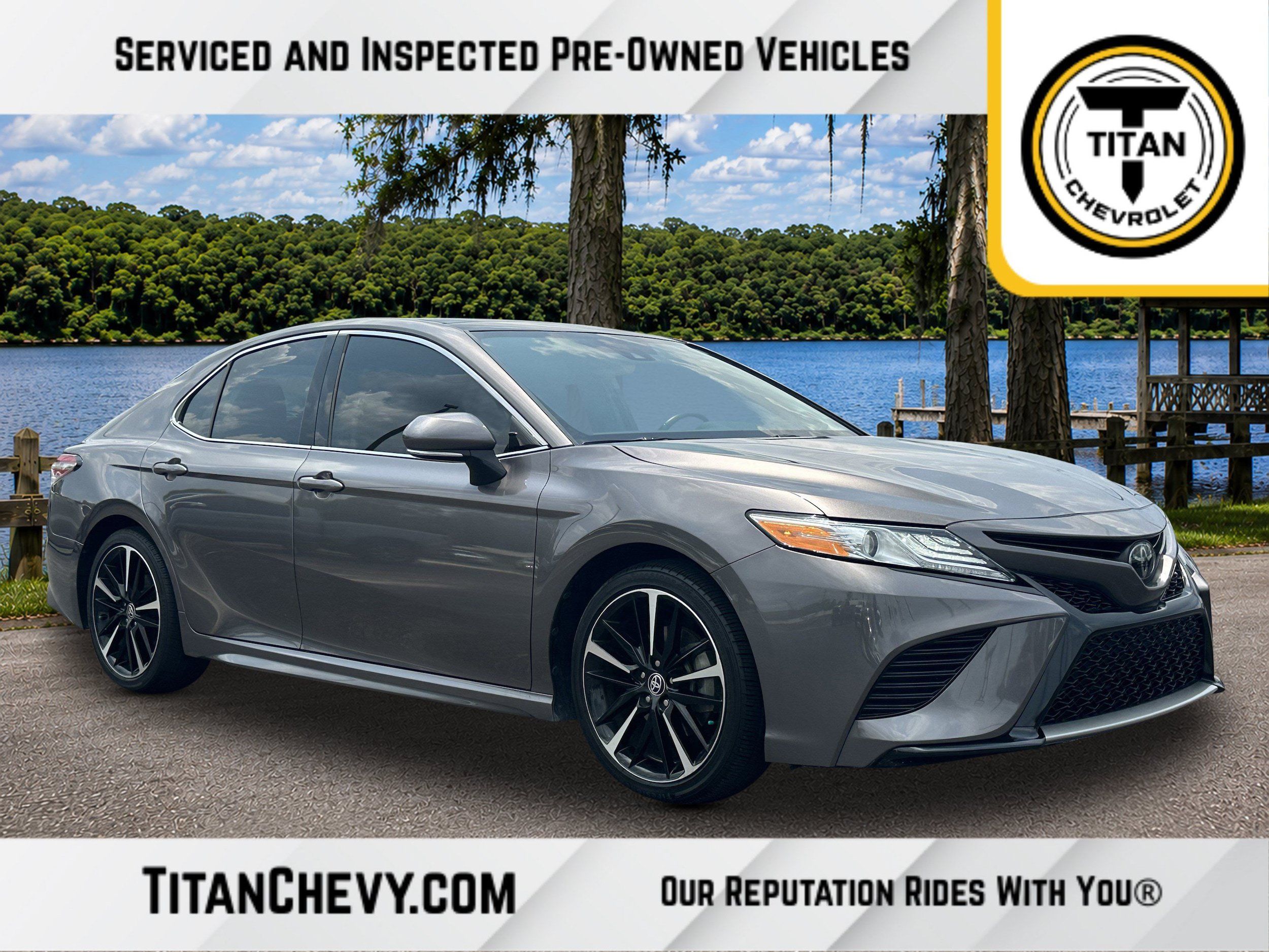 Used 2020 Toyota Camry XSE FWD image 1