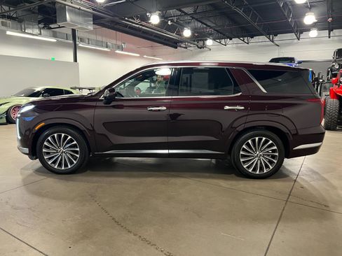 Used 2023 Hyundai Palisade Calligraphy AWD/4WD image 7