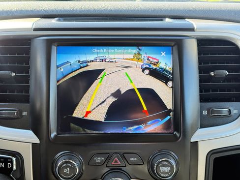 Used 2018 RAM 1500 Classic SLT w/ Luxury Group image 66