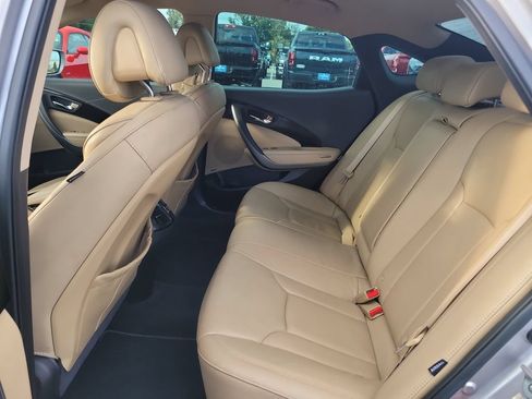 Used 2013 Hyundai Azera FWD image 12