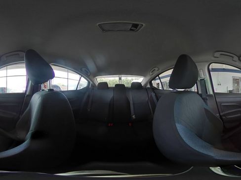 Used 2025 Nissan Versa SV FWD image 41