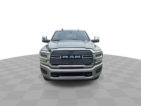 Used 2024 RAM 2500 Laramie AWD/4WD image 4