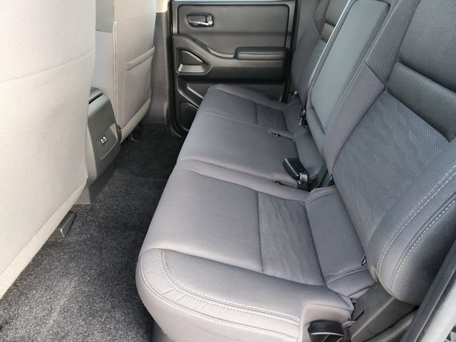 Used 2024 Nissan Frontier SV w/ Technology Package RWD image 30