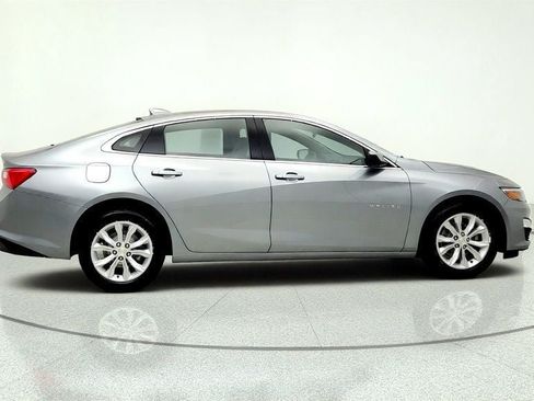 Used 2024 Chevrolet Malibu LT FWD image 4