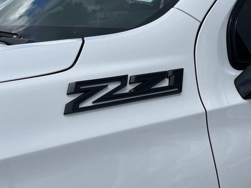 Used 2021 Chevrolet Suburban Z71 AWD/4WD image 13