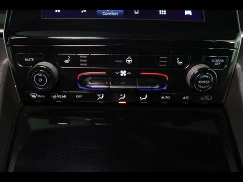 Used 2022 Jeep Grand Cherokee L Laredo AWD/4WD image 27