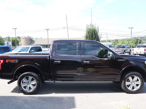 Used 2018 Ford F150 Platinum w/ Equipment Group 701A Luxury AWD/4WD image 6