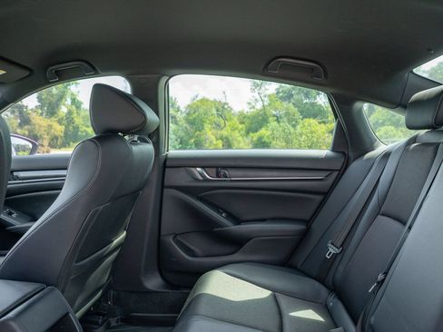Used 2022 Honda Accord Sport image 17