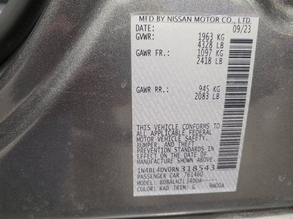 Used 2024 Nissan Altima 2.5 SV FWD image 33