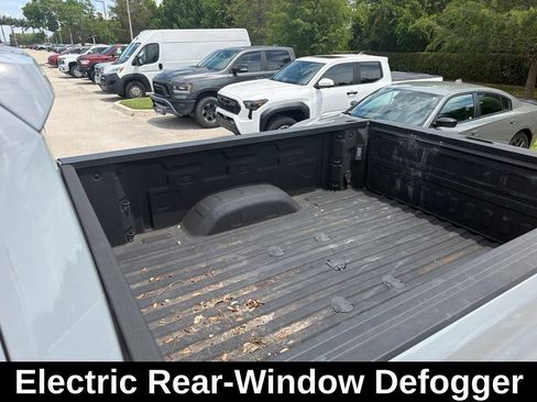 Used 2024 Chevrolet Silverado 2500 ZR2 w/ Technology Package AWD/4WD image 13