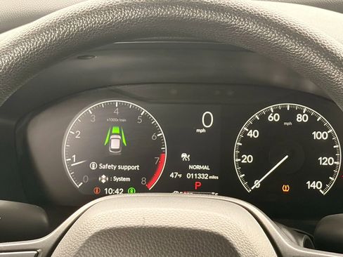 Used 2025 Honda HR-V LX image 28