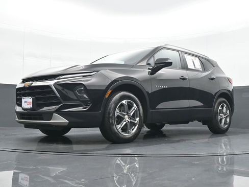 Used 2024 Chevrolet Blazer LT w/ Convenience Package AWD/4WD image 17