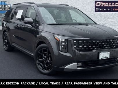 Used 2025 Kia Carnival SX w/ SX Dark Edition Package