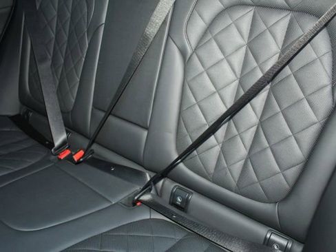 Used 2025 BMW X5 xDrive50e image 24