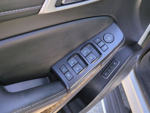 Certified 2016 GMC Yukon Denali w/ Open Road Package image 24