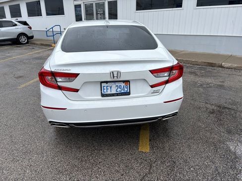 Used 2021 Honda Accord Touring image 5