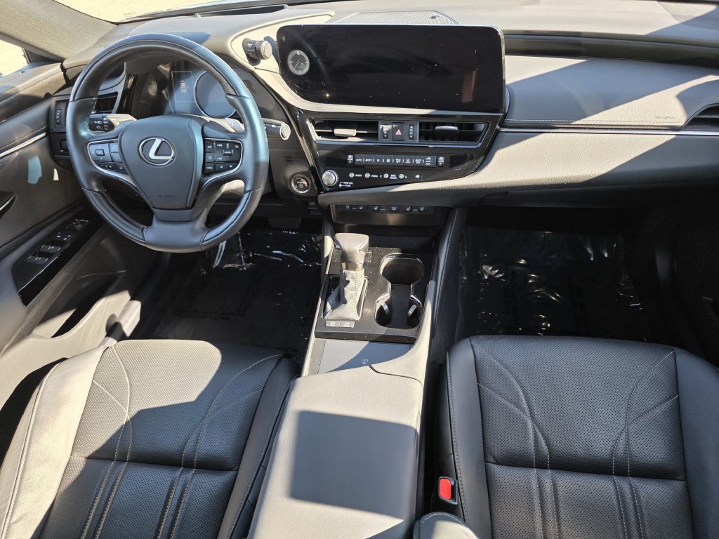 Certified 2023 Lexus ES 300h w/ Accessory Package (Z2) FWD image 22
