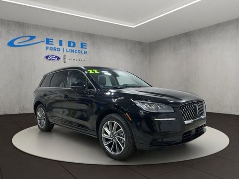 Used 2022 Lincoln Corsair Grand Touring image 1