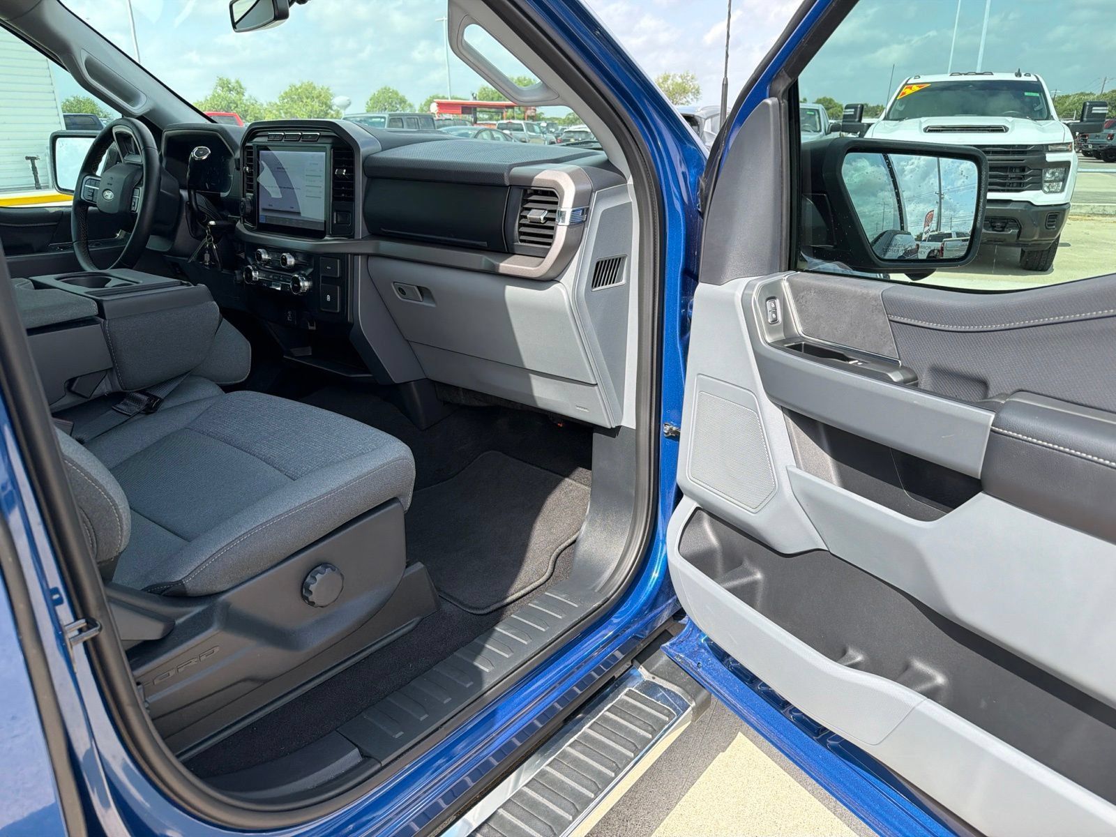 Used 2024 Ford F150 XLT w/ Bed Utility Package RWD image 10