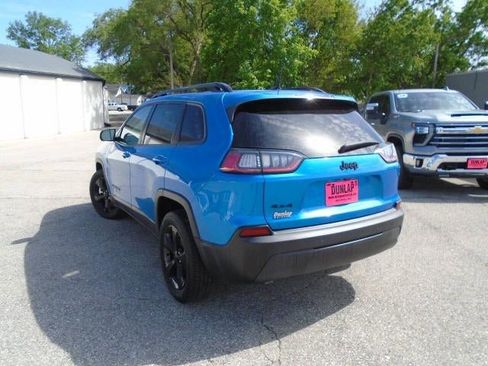 Used 2021 Jeep Cherokee Latitude Plus AWD/4WD image 25