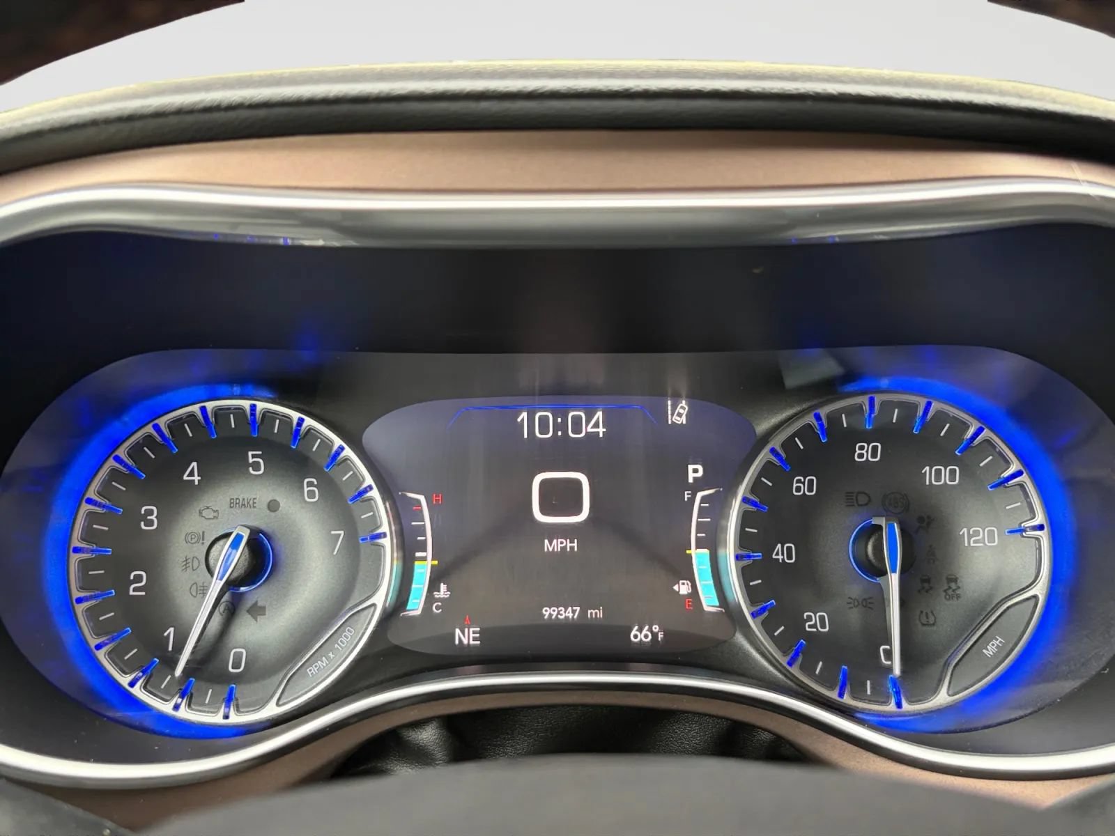 Used 2019 Chrysler Pacifica Touring-L Plus w/ Advanced Safetytec Group FWD image 33