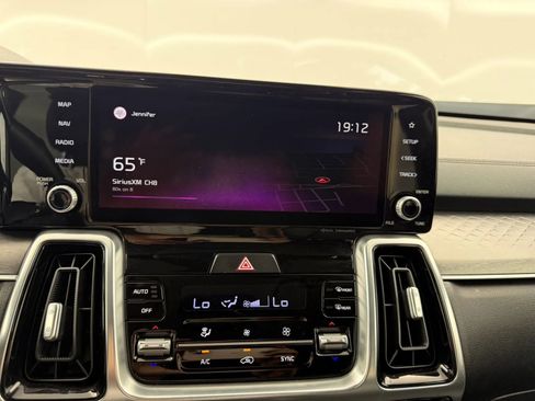 Used 2021 Kia Sorento SX AWD/4WD image 32