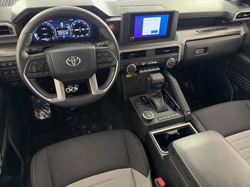 Used 2024 Toyota Tacoma TRD Sport w/ TRD Sport Upgrade Package RWD image 21