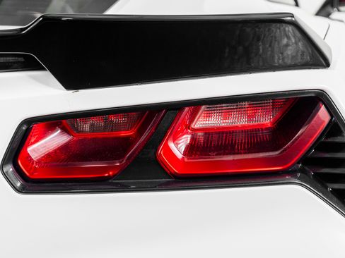 Used 2014 Chevrolet Corvette Stingray Coupe image 13