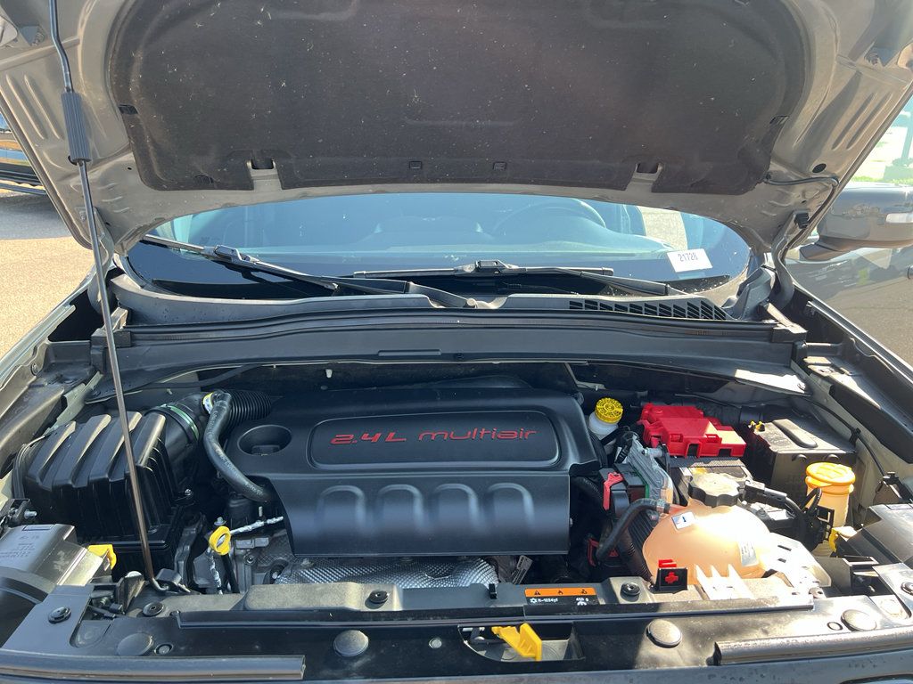 Used 2020 Jeep Renegade Altitude AWD/4WD image 38