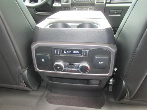 Used 2019 Ford Expedition Platinum AWD/4WD image 37