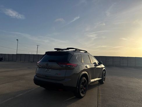 Certified 2025 Nissan Rogue SV w/ Rock Creek Premium Package AWD/4WD image 17