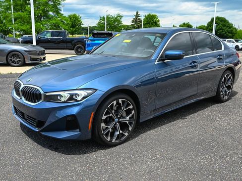 Used 2025 BMW 330i xDrive Sedan AWD/4WD image 9
