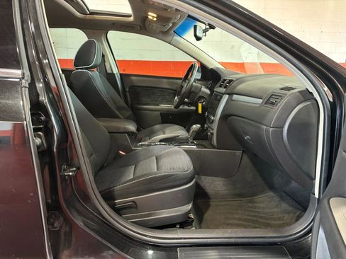 Used 2010 Ford Fusion SE image 16